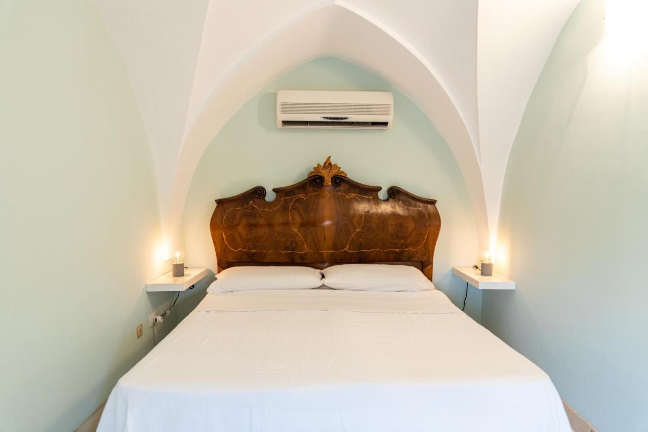 Palazzo Dante Bed & Breakfast Alliste Dış mekan fotoğraf