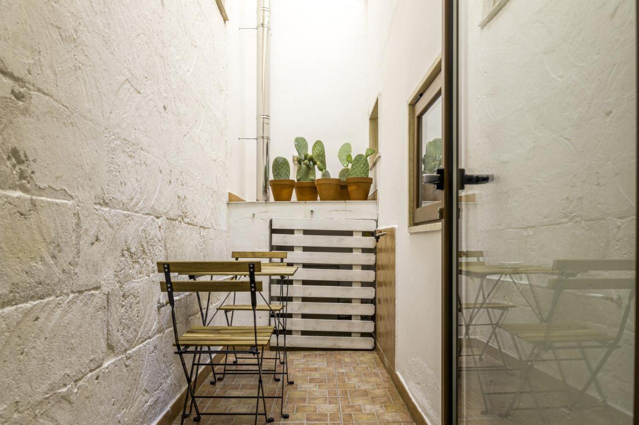 Palazzo Dante Bed & Breakfast Alliste Dış mekan fotoğraf
